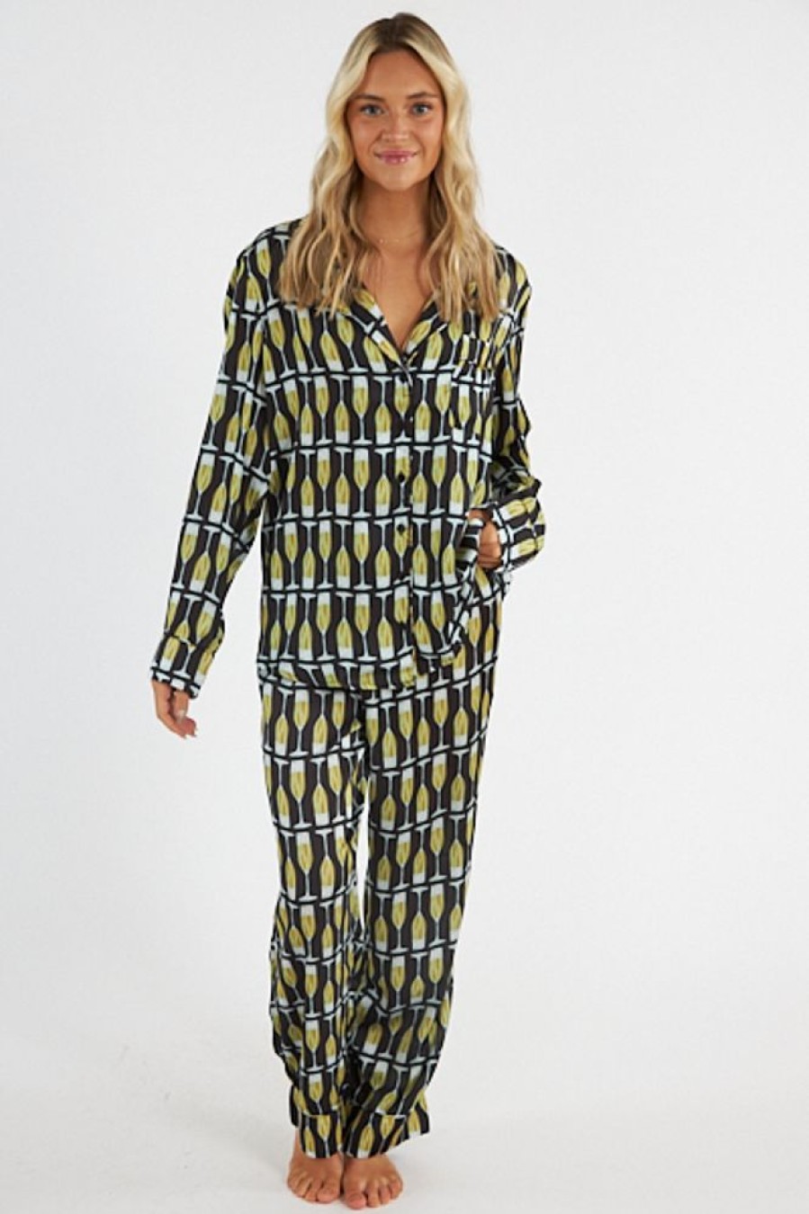 Women Show Me Your MuMu | Classic Pj Set