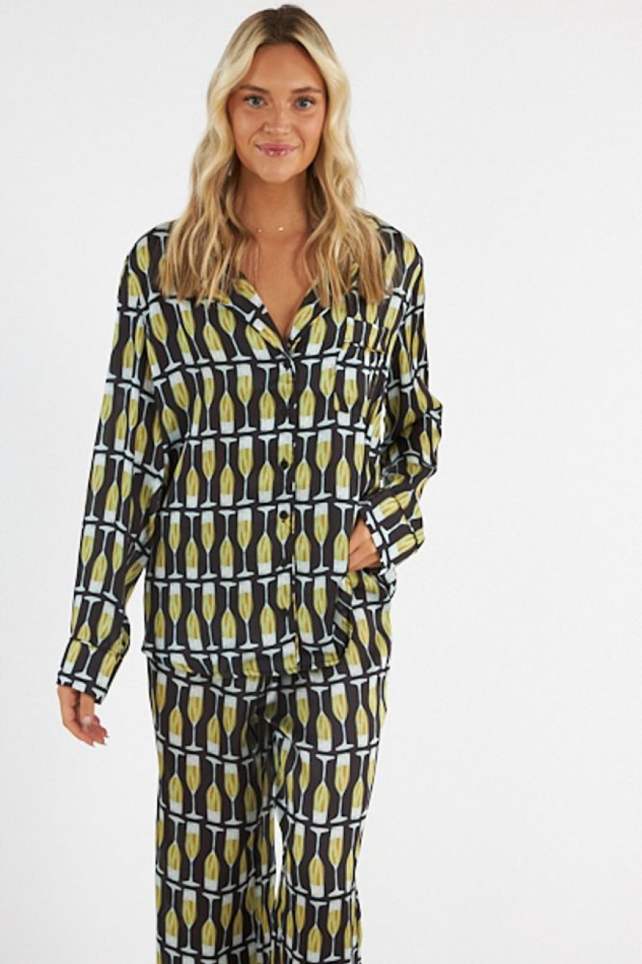 Women Show Me Your MuMu | Classic Pj Set